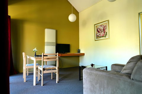 Executive Hideaway - Kingaroy Accommodation 26