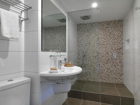 Hotel Grand Chancellor Melbourne - Kingaroy Accommodation 6
