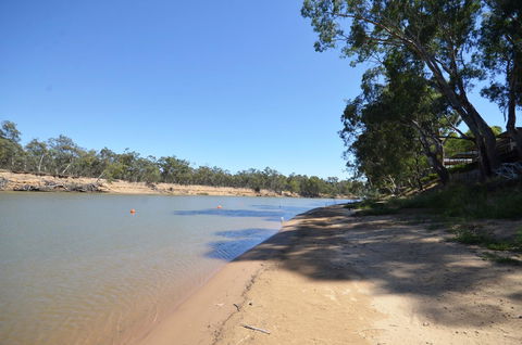 Tasman Holiday Parks - Merool On The Murray - Kingaroy Accommodation 7