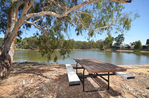 Tasman Holiday Parks - Merool On The Murray - Kingaroy Accommodation 41