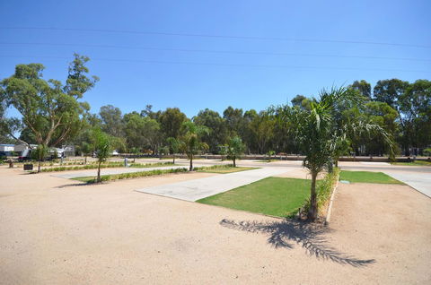 Tasman Holiday Parks - Merool On The Murray - Kingaroy Accommodation 8