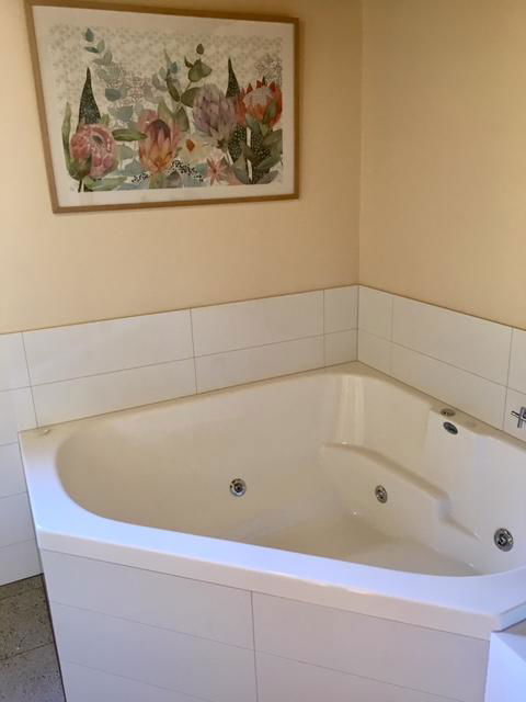 Kangurra Holiday House - Kingaroy Accommodation 1