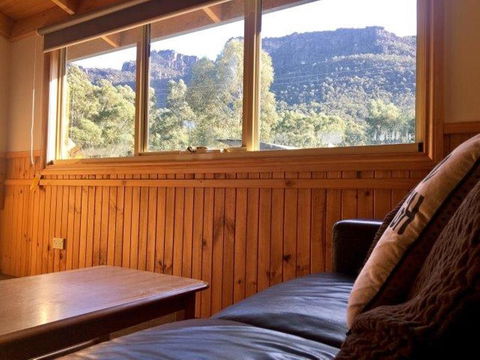 Kangurra Holiday House - Kingaroy Accommodation 9