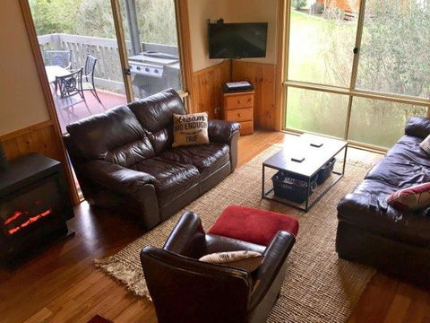 Kangurra Holiday House - Kingaroy Accommodation 16