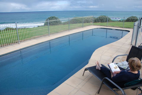 5 Whitecrest Great Ocean Road Resort - Ocean Views - Kingaroy Accommodation 9