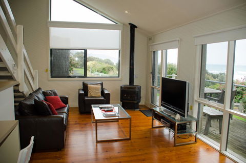 5 Whitecrest Great Ocean Road Resort - Ocean Views - Kingaroy Accommodation 23