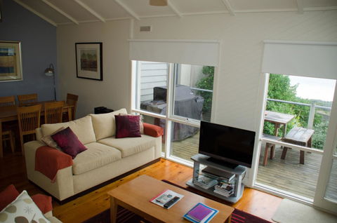 5 Whitecrest Great Ocean Road Resort - Ocean Views - Kingaroy Accommodation 39