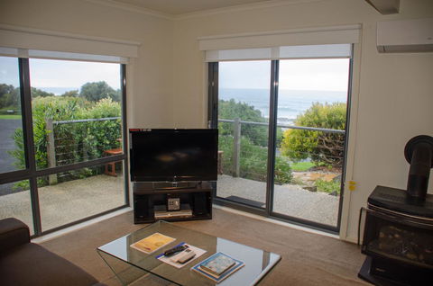 5 Whitecrest Great Ocean Road Resort - Ocean Views - Kingaroy Accommodation 15