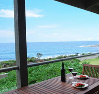 A Great Ocean Road Resort Whitecrest. - Kingaroy Accommodation