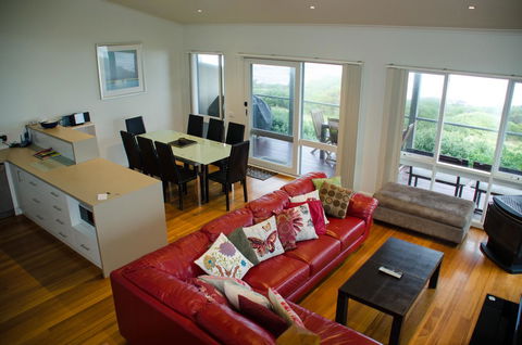 5 Whitecrest Great Ocean Road Resort - Ocean Views - Kingaroy Accommodation 37