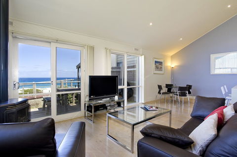 5 Whitecrest Great Ocean Road Resort - Ocean Views - Kingaroy Accommodation 4