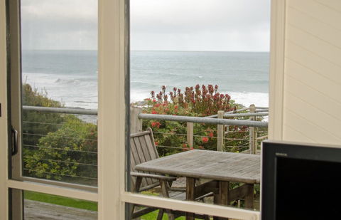 5 Whitecrest Great Ocean Road Resort - Ocean Views - Kingaroy Accommodation 24