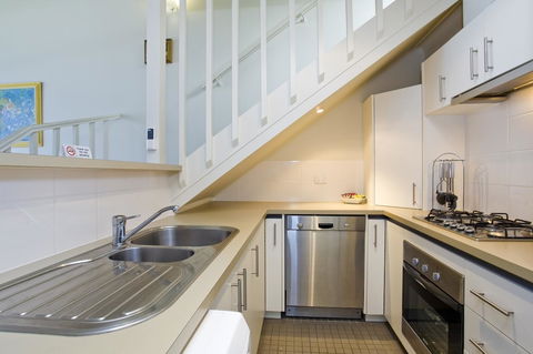 5 Whitecrest Great Ocean Road Resort - Ocean Views - Kingaroy Accommodation 11