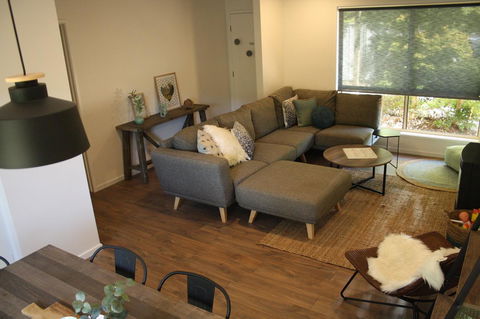 4 Autumn Grove - Kingaroy Accommodation 4