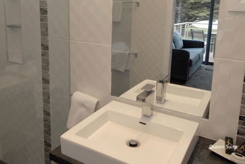 Seascape Accommodation - Kingaroy Accommodation 11