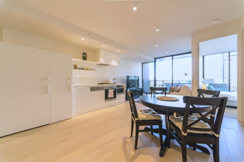 Pride Manor South Yarra - Kingaroy Accommodation 4