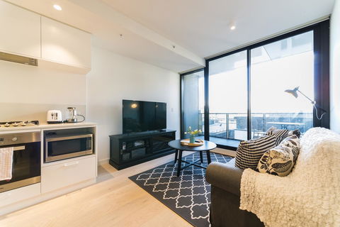 Pride Manor South Yarra - Kingaroy Accommodation 0