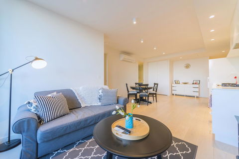 Pride Manor South Yarra - Kingaroy Accommodation 1
