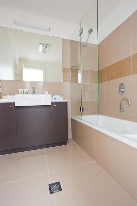 Bairnsdale International - Kingaroy Accommodation 4