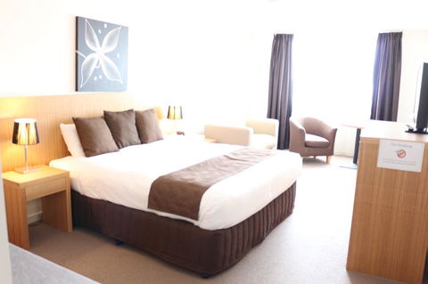 Bairnsdale International - Kingaroy Accommodation 10