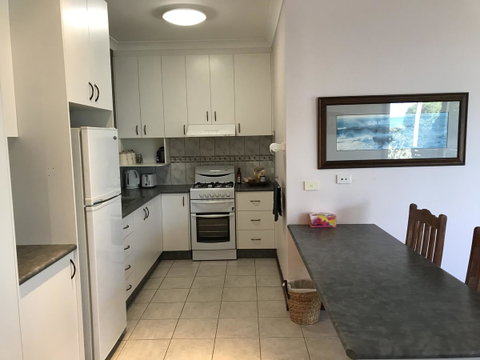 Eagle Bay Views - Kingaroy Accommodation 15