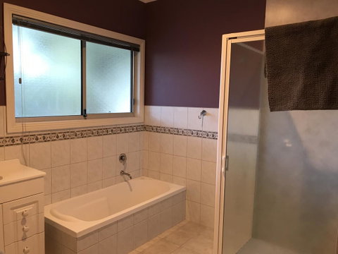 Eagle Bay Views - Kingaroy Accommodation 13