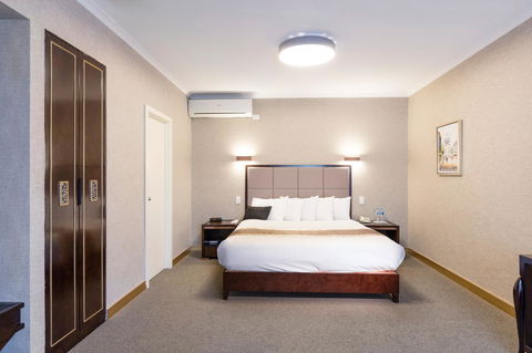 Eltham Gateway Hotel & Conference Centre - Kingaroy Accommodation 5