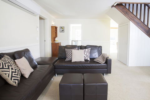 Beechworth Cedar Cottages - Kingaroy Accommodation 2