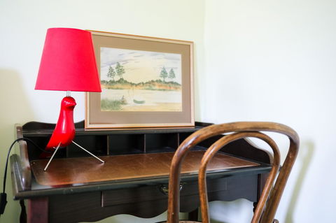 Miss Pym's Cottage - Kingaroy Accommodation 22