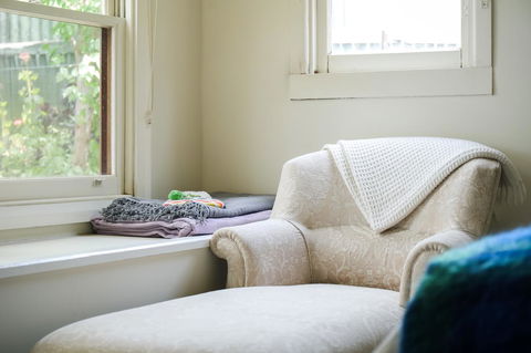 Miss Pym's Cottage - Kingaroy Accommodation 13