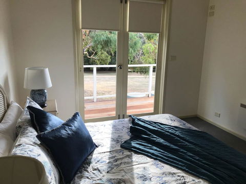 Lakeside Conti Villas - Kingaroy Accommodation 4