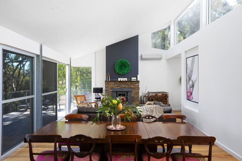 The Bird House - Kingaroy Accommodation 2