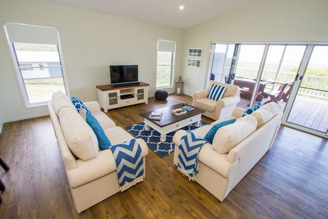 The Boat House - Kingaroy Accommodation 0