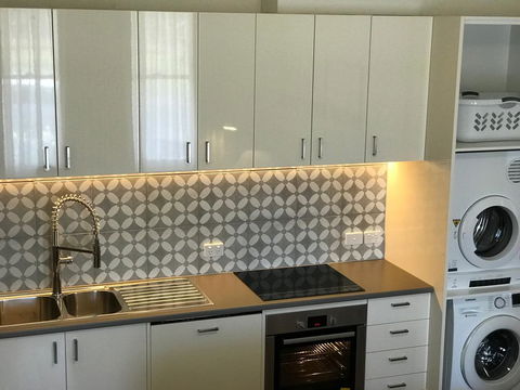 The Botanic Apartments Williamstown - Kingaroy Accommodation 2