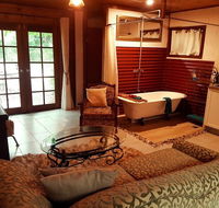 The Cabin - Kingaroy Accommodation