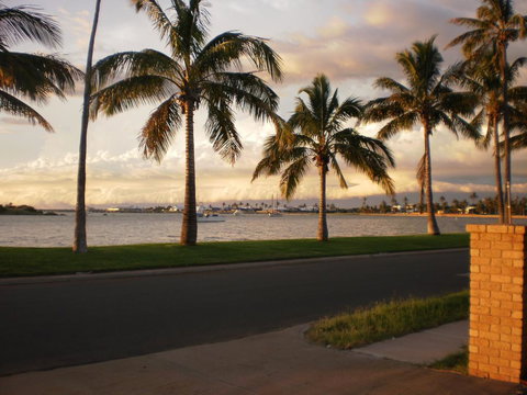 The Carnarvon Luxury Canal Home - Kingaroy Accommodation 1