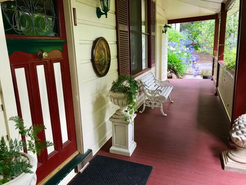 The Chalet Guesthouse And Studio - Kingaroy Accommodation 0