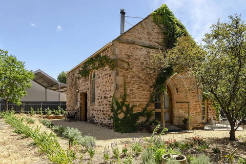 The Chapel - Kingaroy Accommodation 0