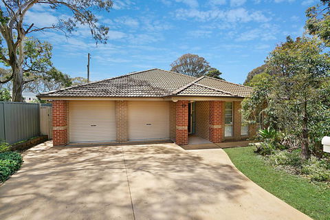 The Corso - Gorokan - Kingaroy Accommodation 0