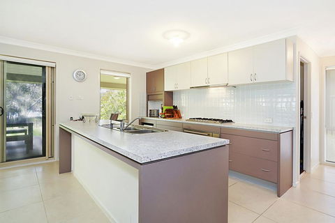The Corso - Gorokan - Kingaroy Accommodation 1