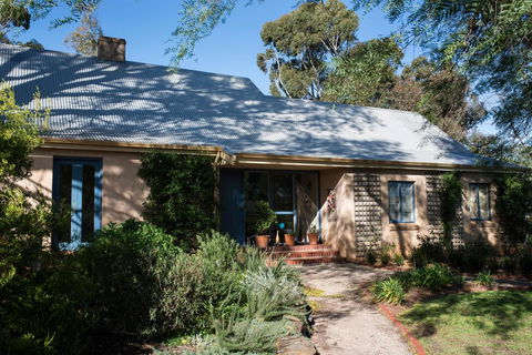 The Cottage At Riverside Farm - Kingaroy Accommodation 2