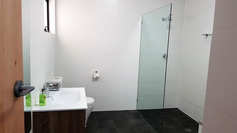 The Courtyard - Kingaroy Accommodation 3