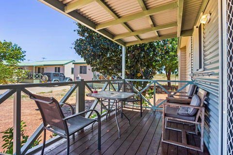 The Cove Holiday Village - Kingaroy Accommodation 3