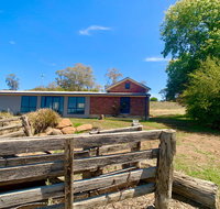 The Daydawn Dairy - Perched High Simple Living  What a View - Kingaroy Accommodation