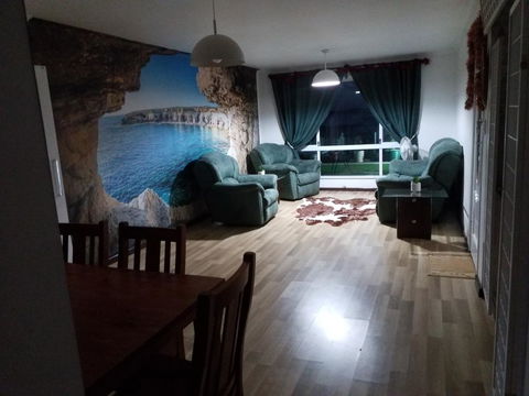 The DOLPHIN PLACE - Kingaroy Accommodation 1