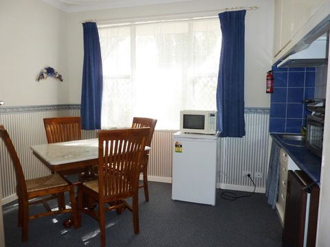 The Doo Drop Inn - Kingaroy Accommodation 1