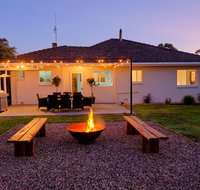 The Farmhouse. - Kingaroy Accommodation