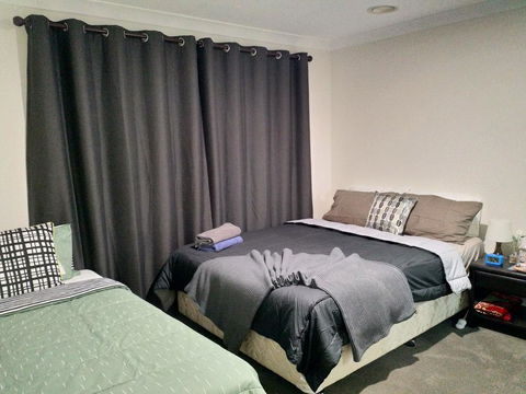 The Fawzi Holiday Home Perth - Kingaroy Accommodation 2