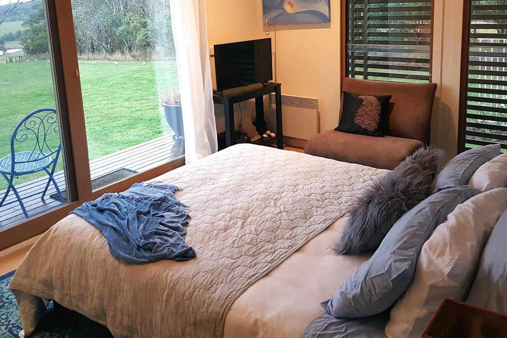 Applethorpe ACT Kingaroy Accommodation