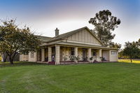 Book Naracoorte Accommodation Vacations Kingaroy Accommodation Kingaroy Accommodation